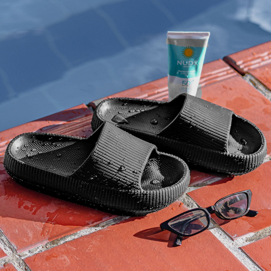 gid://shopify/MediaImage/24532715569246