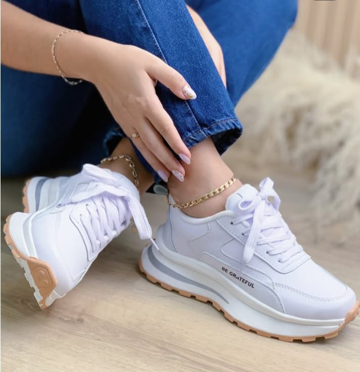 gid://shopify/MediaImage/24532744142942